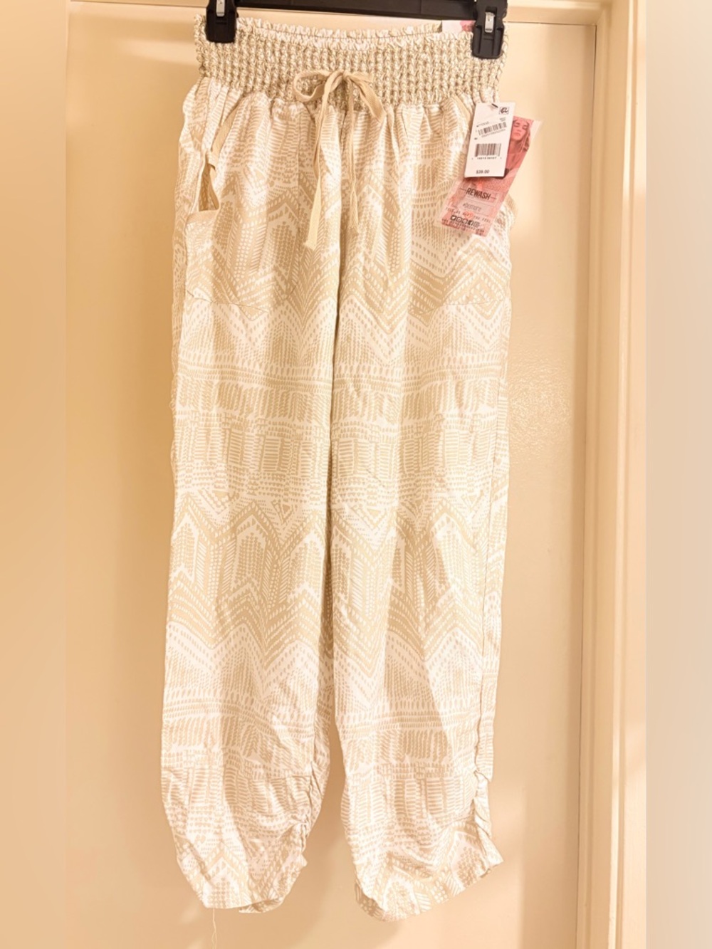 Rewash Cream Patterned Drawstring Joggers - Picture 3 of 9
